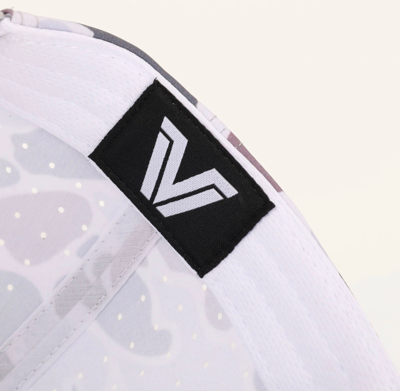 Versa Camo Performance Hat - Arctic